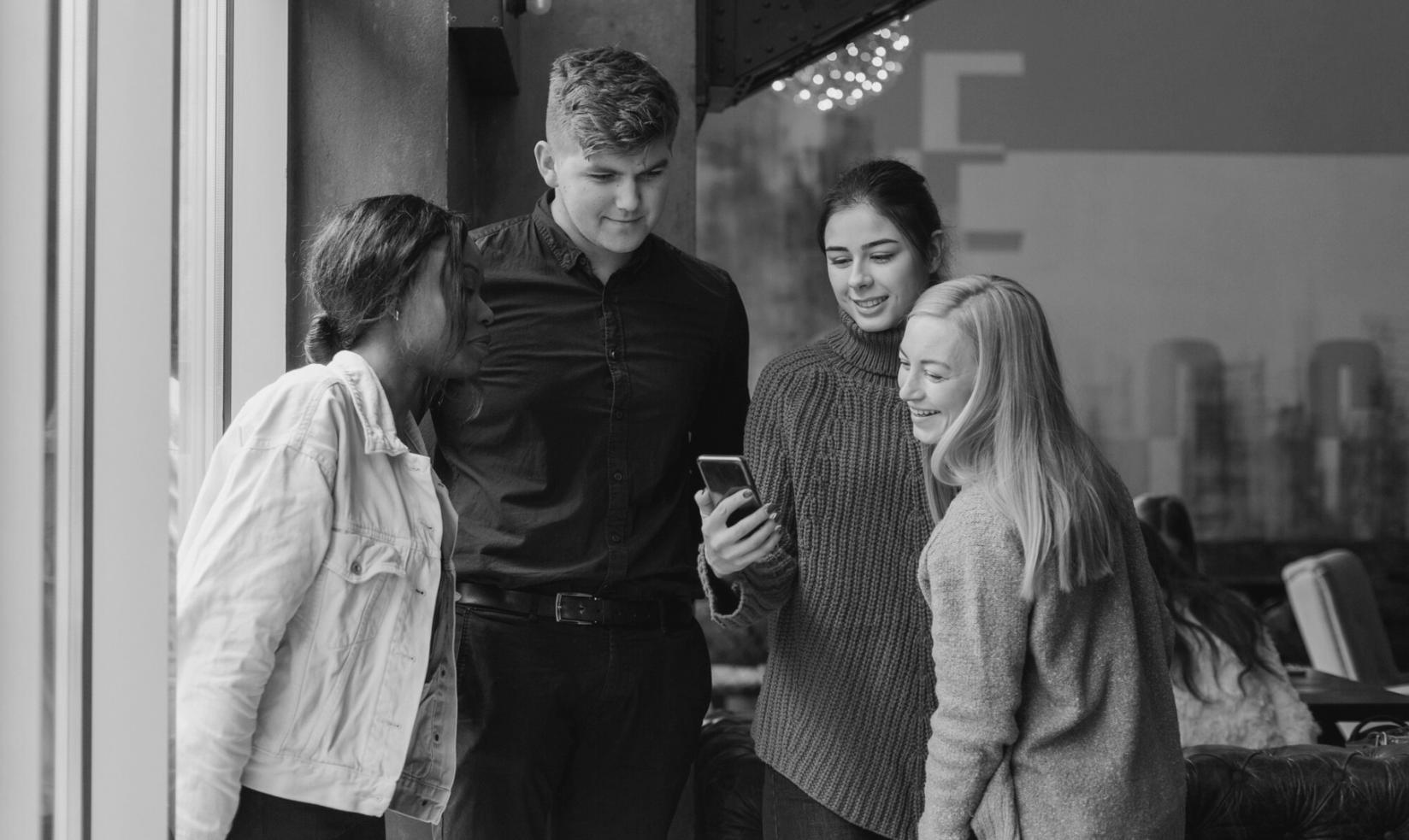 Sesión de mentoría personalizada con instructor financiero